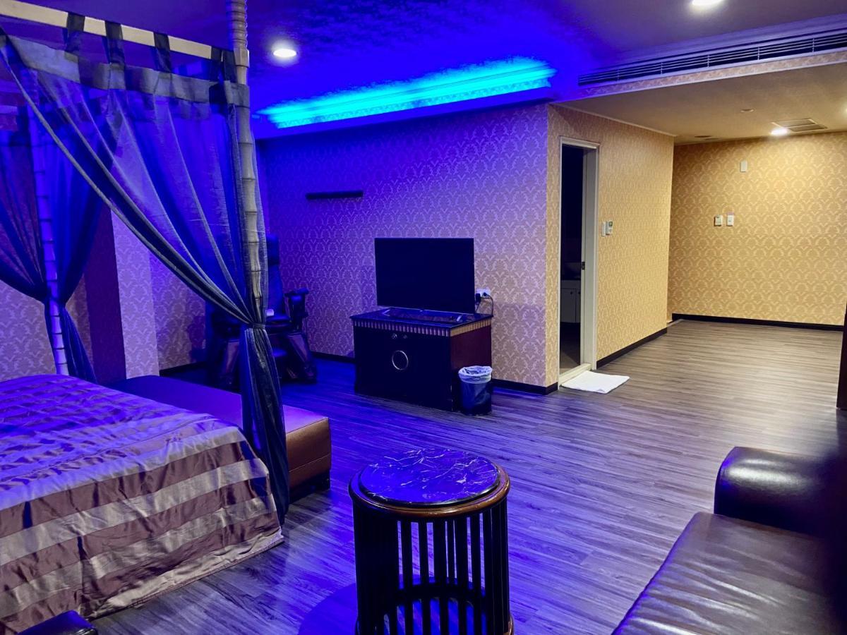 Huang Xing Motel Pingtung Exterior photo